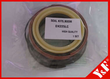 707-98-44200 / 243720-00140 Hidrolik Silindirler Keçe Kitleri İçin Yüksek Performanslı DX225LC Doosan Conta Kitleri
