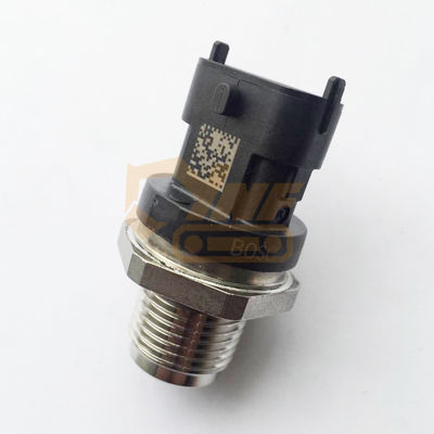 SK130-8 SK140-8 D04FR Kobelco Kazı makinesi için ray basınç sensörü VA32G6109100 VA32G6109101 32G61-09100 32G61-09101